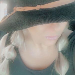 Meet your Posher, Jodi